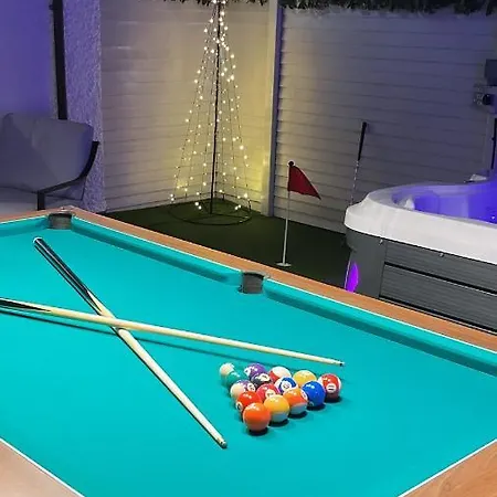 The Chroma * Cock Hill