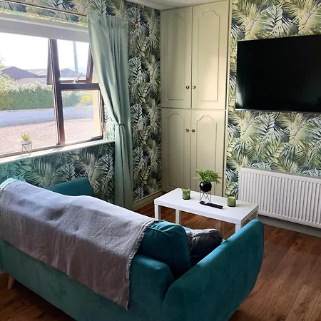 The Chroma * Cock Hill