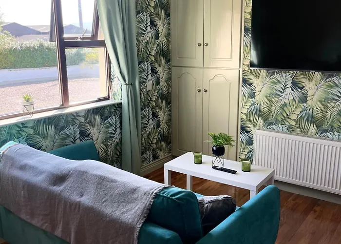 The Chroma * Cock Hill